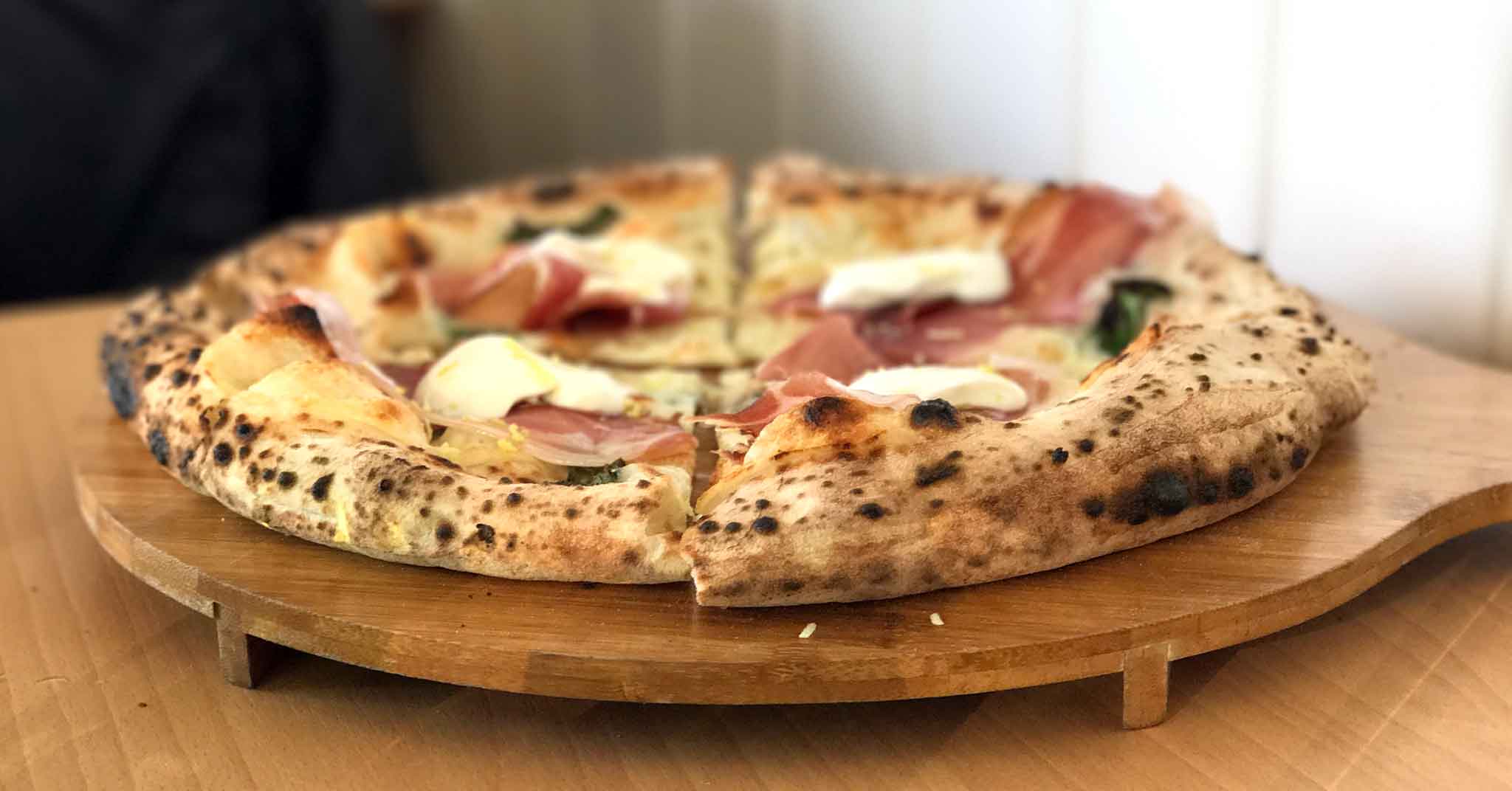 La Pizza della Settimana è Campania Mia di Giuseppe Pignalosa a Ercolano