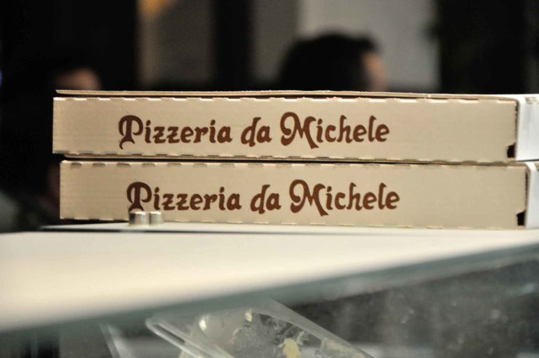 Michele contro Michele. Al vaglio la permanenza della pizzeria di Milano nella rete in the World