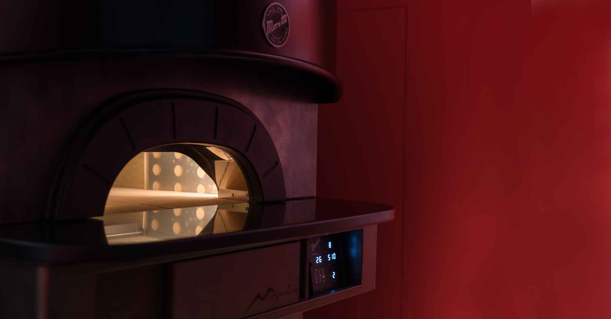 Neapolis, il forno elettrico per cuocere la pizza napoletana