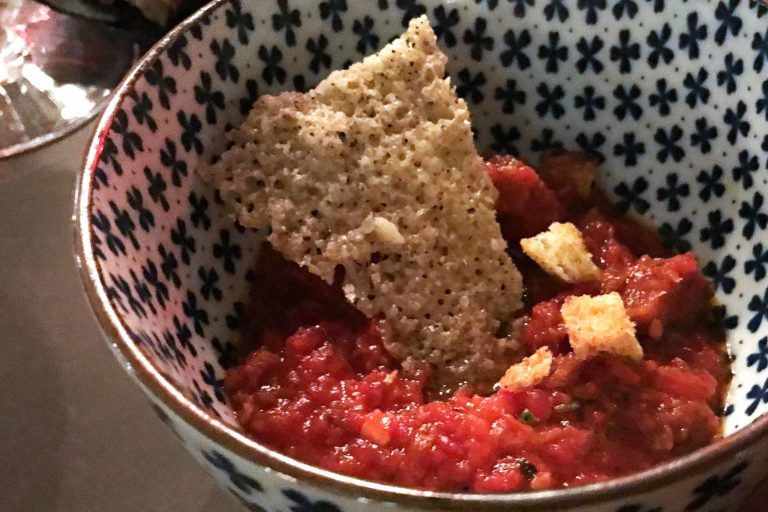 Pappa al pomodoro: ricetta originale con i sette veli e quella semplice