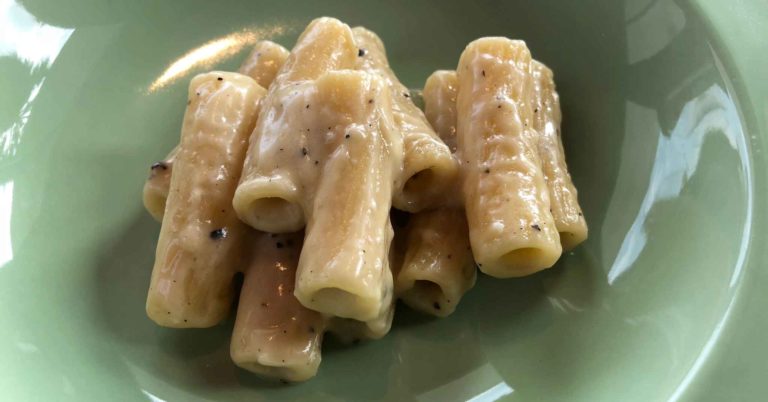 Lago di Garda. Il Lido 84 va oltre la cacio e pepe in vescica di maiale