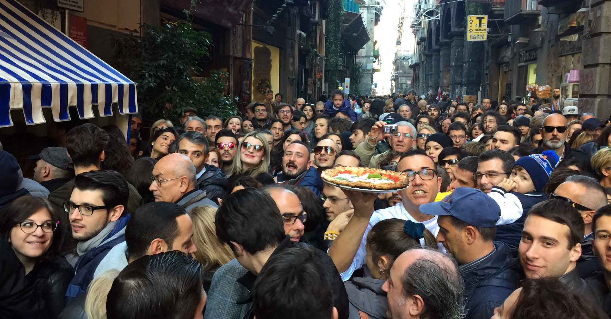 Quanta fila c&#8217;è al ristorante ve lo dice Google Maps in tempo reale