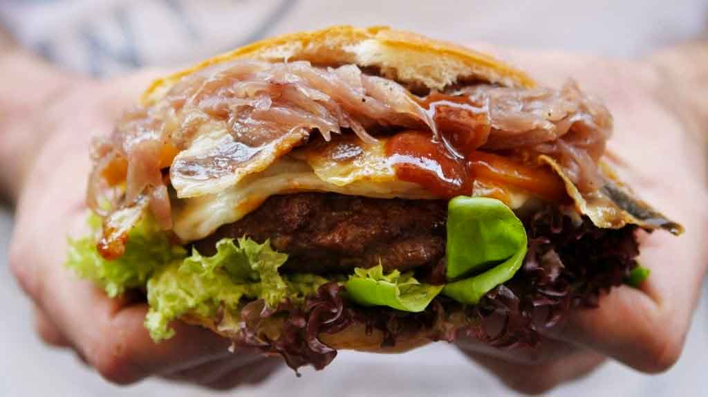 Milano. Fud Bottega Sicula apre sui Navigli con hamburger e panini