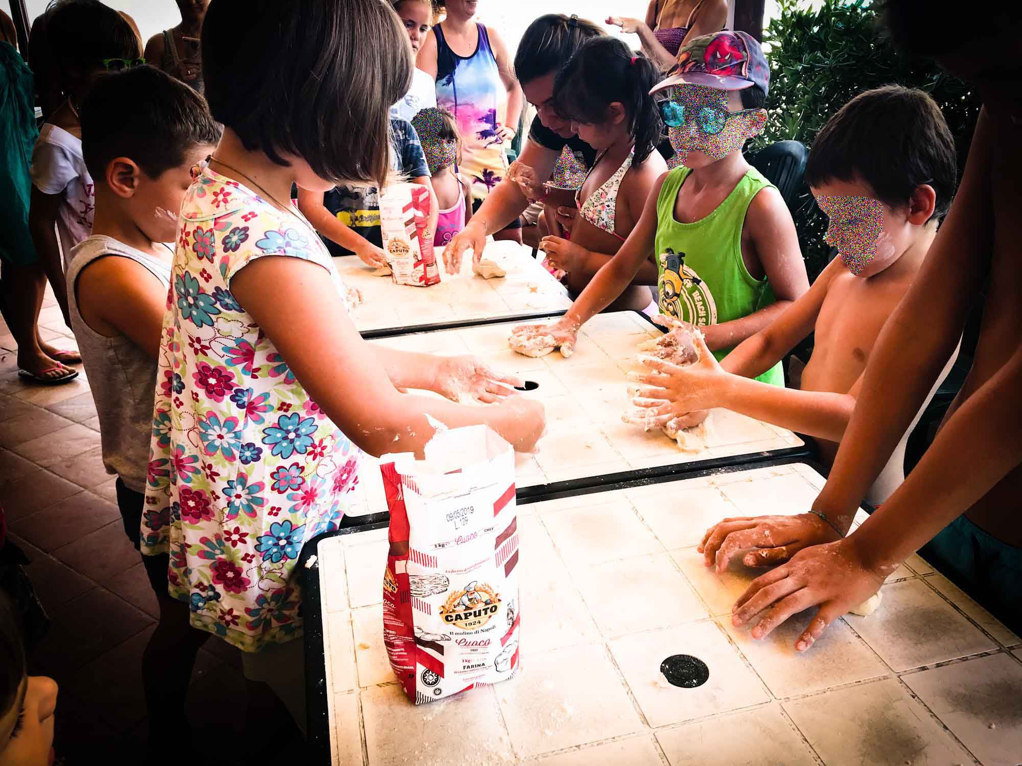 Il pizzaiolo che non vuole bambini in pizzeria ha ragione