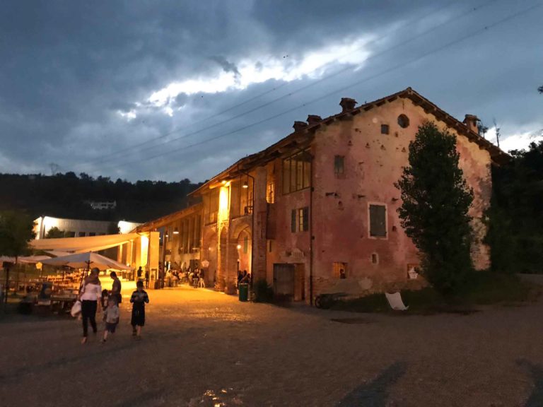 Hamburger e altri motivi per andare al Baladin Open Garden, oltre la birra