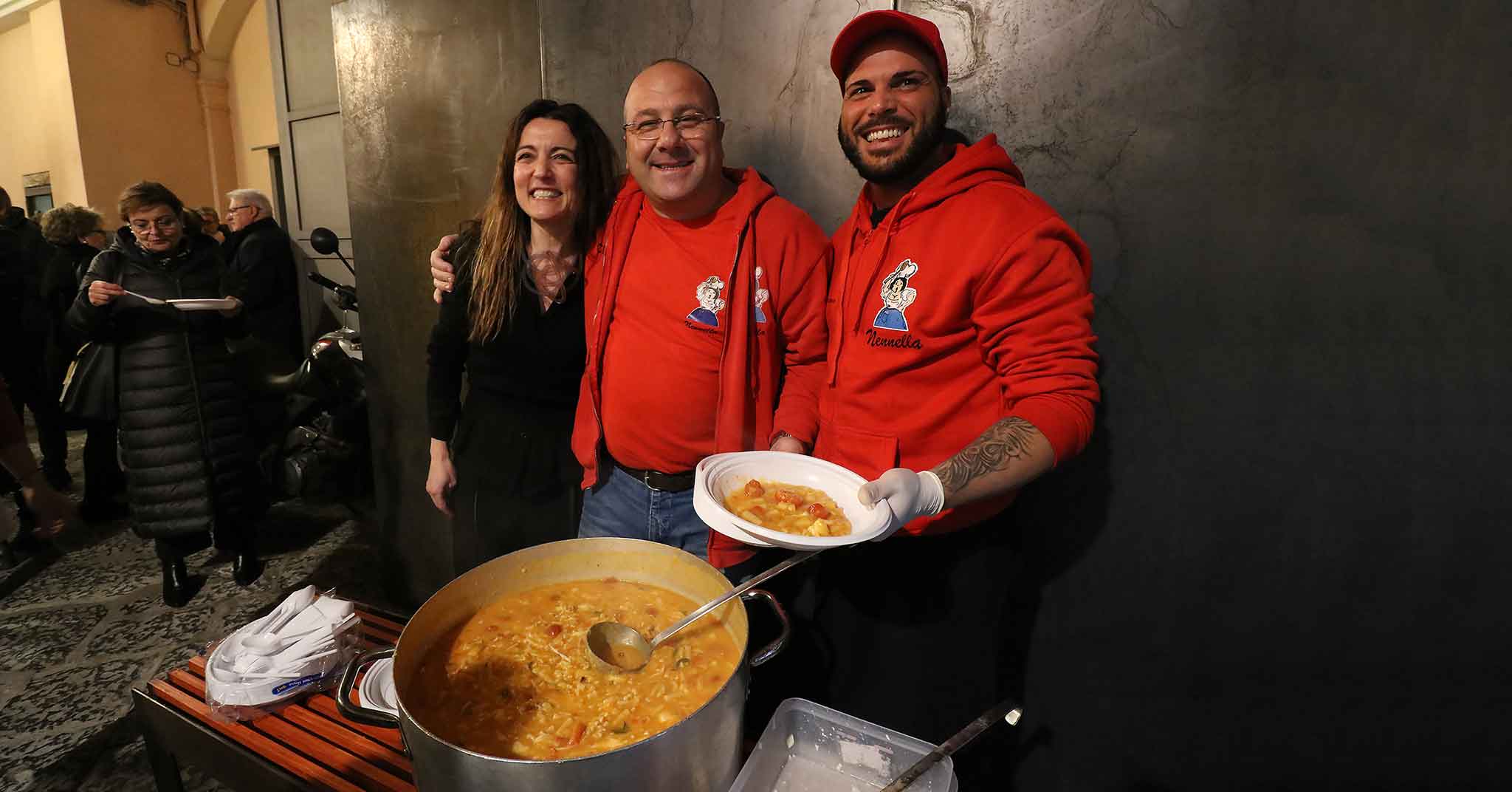 Napoli. La pasta, patate e provola diventa arte contemporanea da Shazar