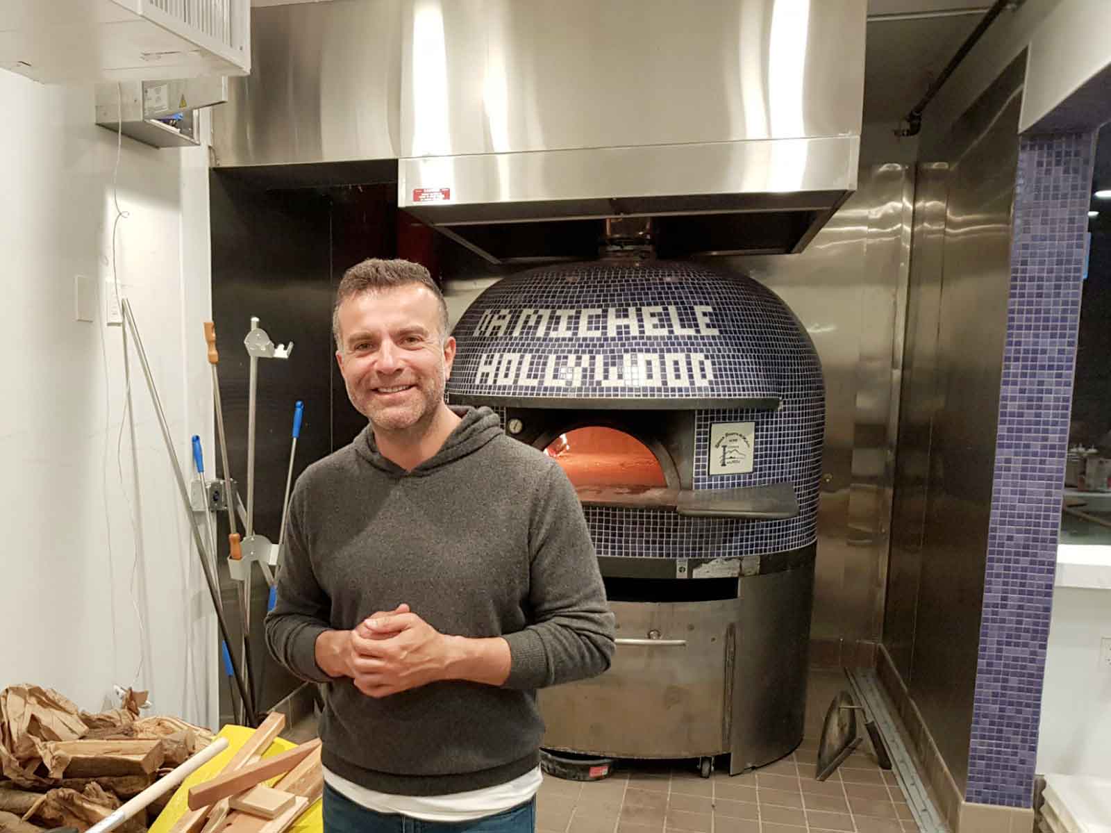 Le foto esclusive della nuova pizzeria Da Michele a Hollywood che è un film