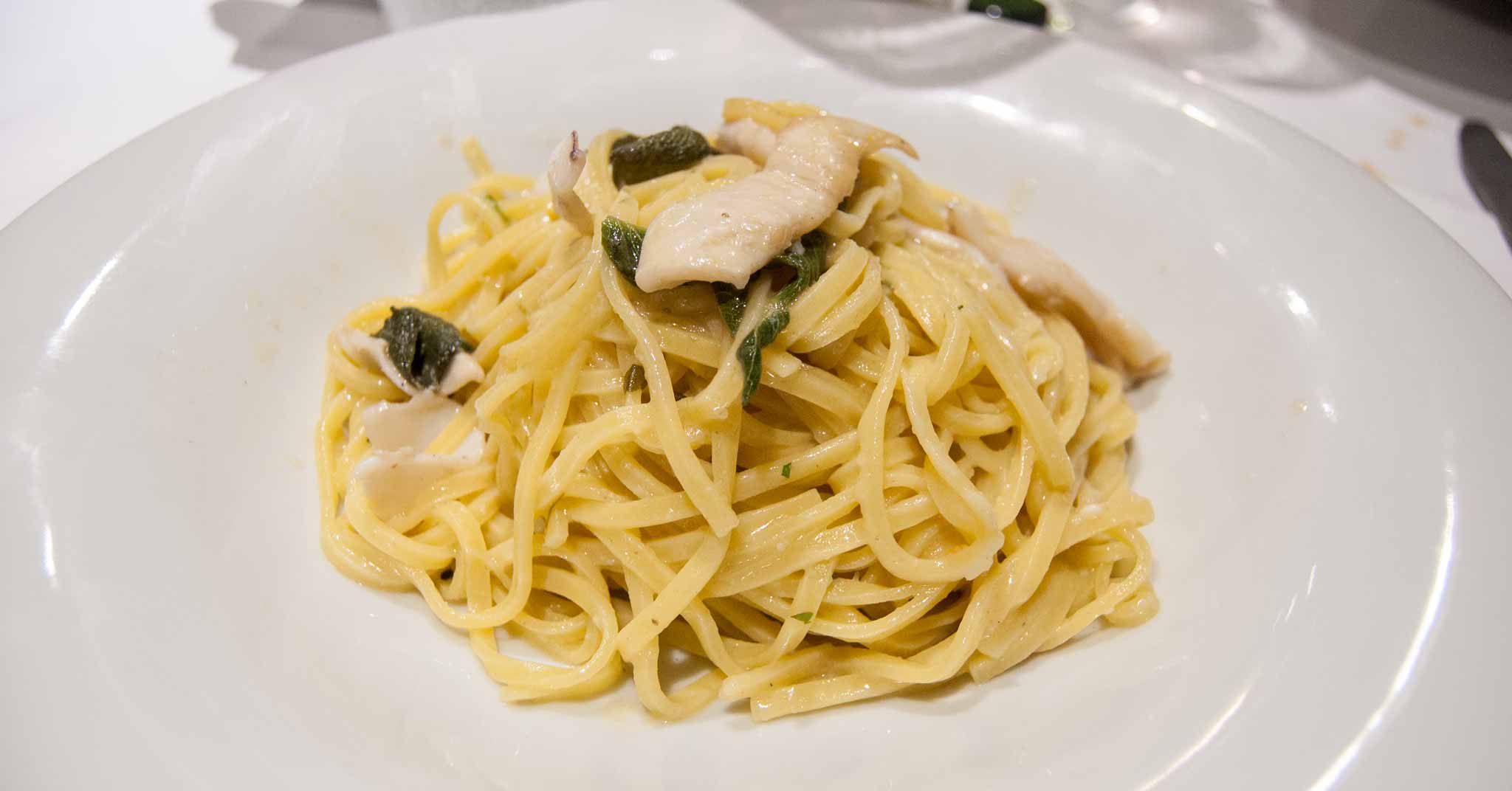 Trattoria Baffardello a Lucca, la recensione con il menu di pesce a 30 €