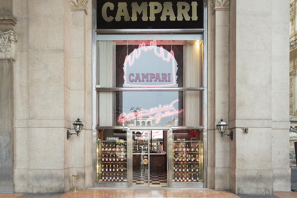 Milano. Davide Oldani al Camparino e nuove aperture di hamburger