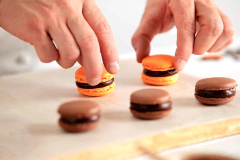 Macaron al cioccolato, la ricetta