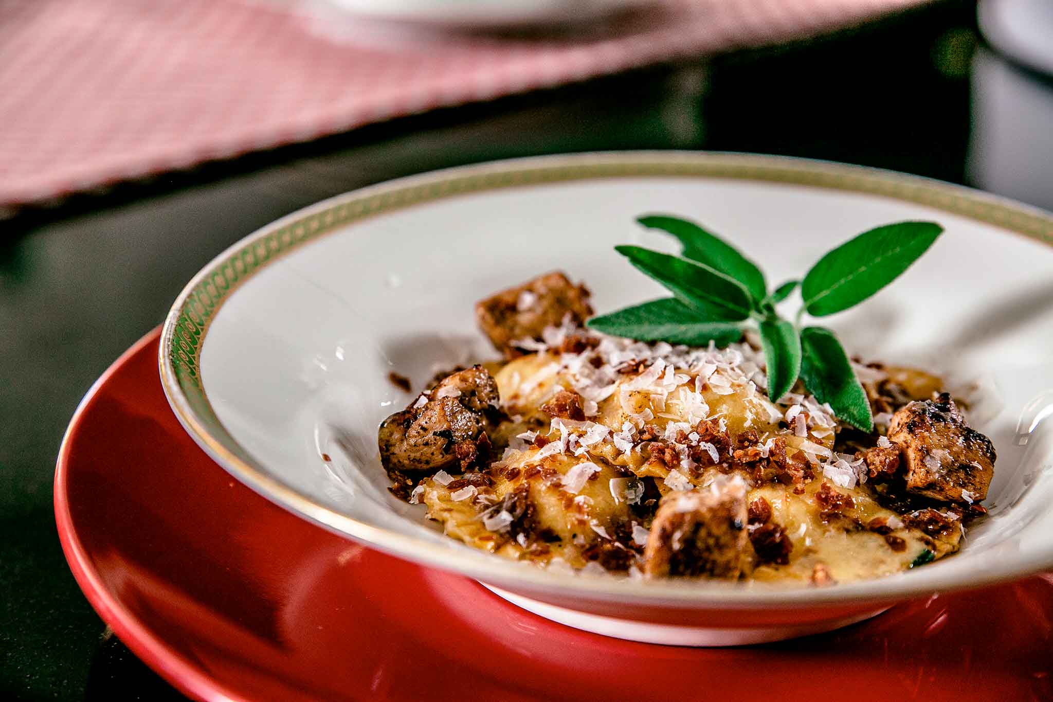 Pasta ripiena di faraona, la ricetta di Bruno Barbieri per Natale