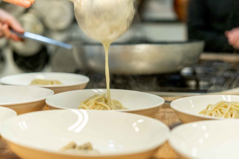 Spaghetti alle vongole cremosi? 3 ricette squisite e il più è fatto