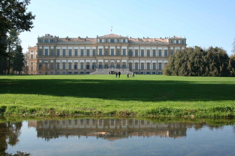 Da Vittorio non apre esattamente un ristorante a Villa Reale