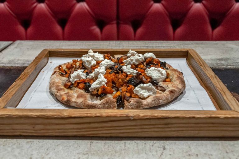 La pizza gourmet con gli scarti della birra di Levyta a Roma