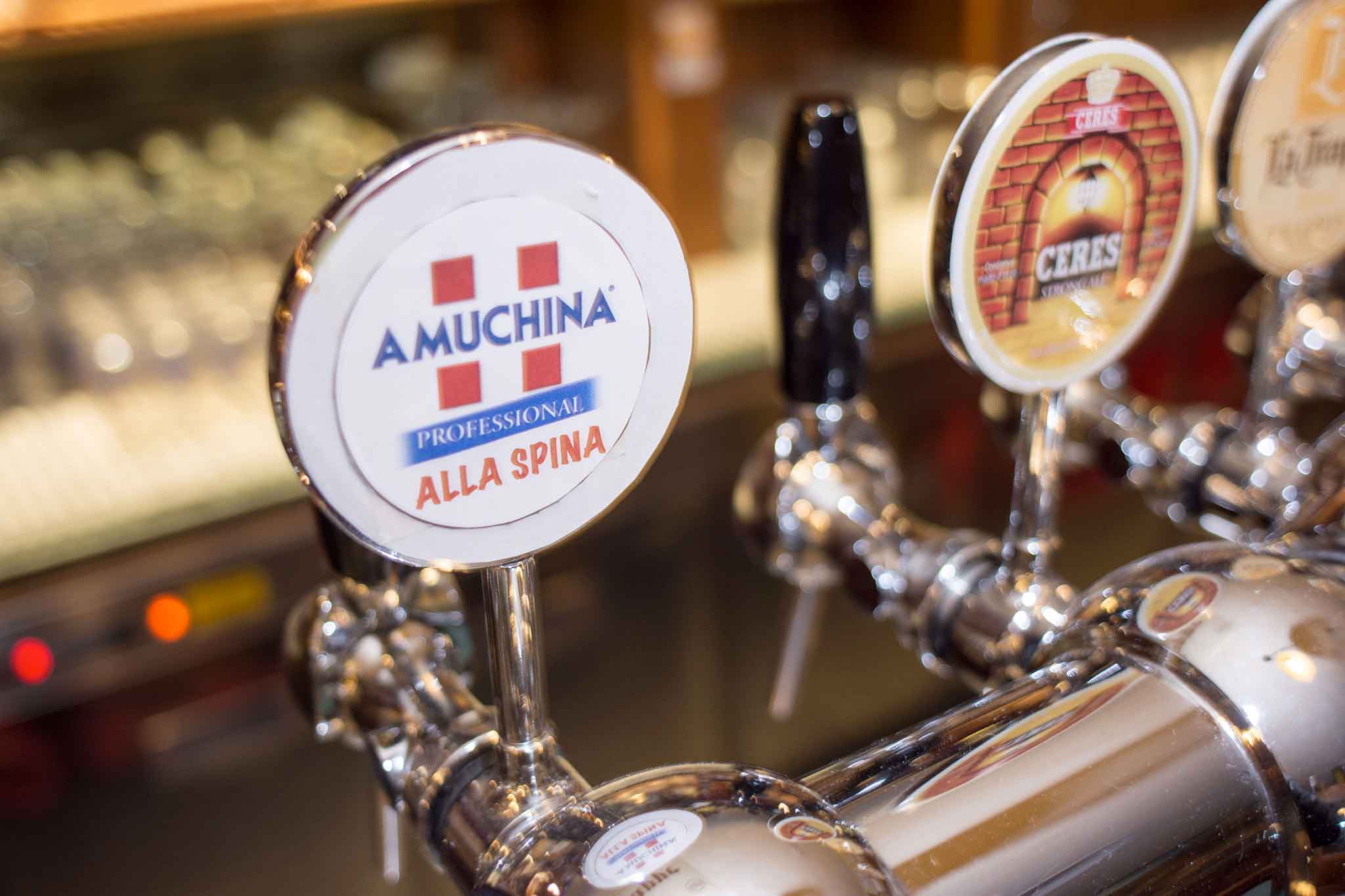 Amuchina come birra alla spina: dove trovate l&#8217;idea diventata virale