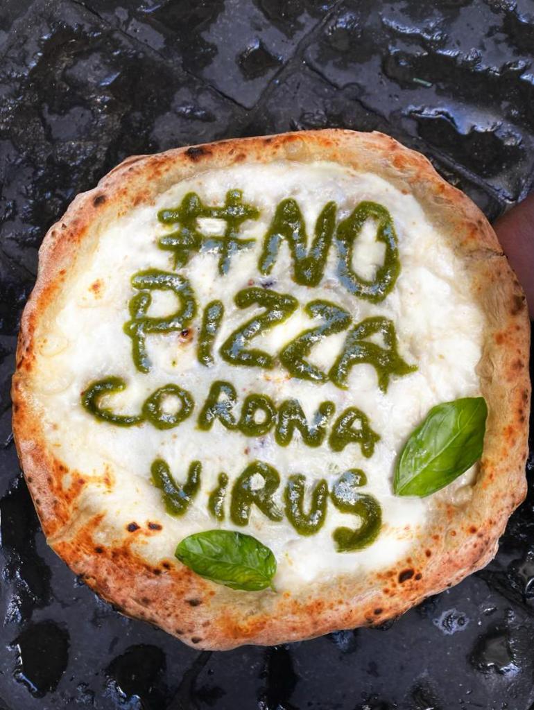 Gino Sorbillo usa il pesto contro la pizza Coronavirus: il video