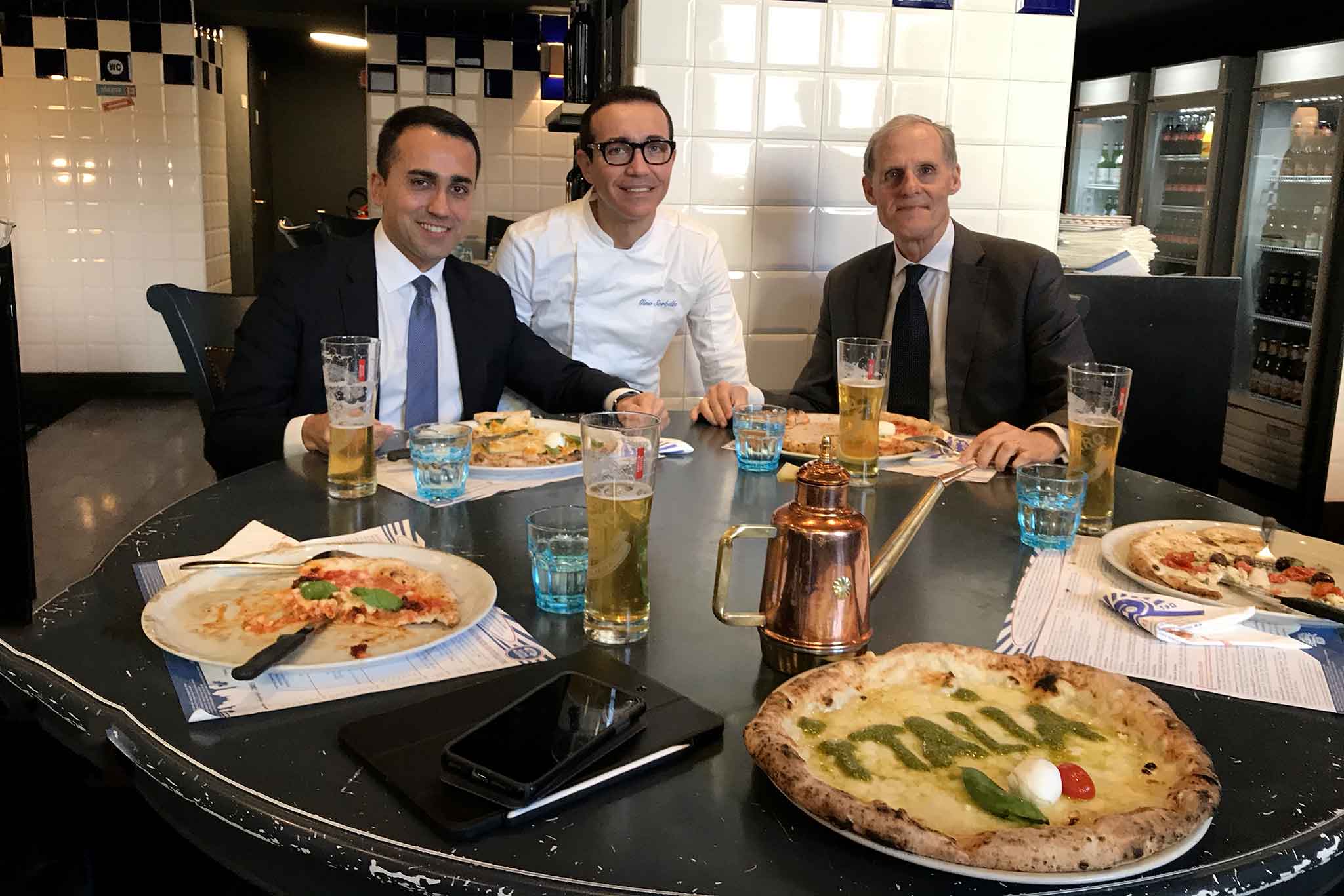 Da Gino Sorbillo pizza Italia &#8211; Francia con il ministro Di Maio