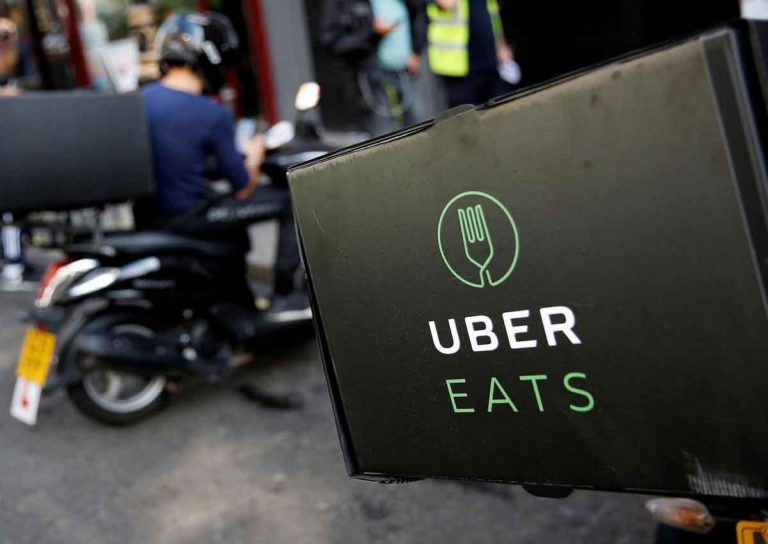 Delivery. Uber Eats prova a mettere in sicurezza i rider