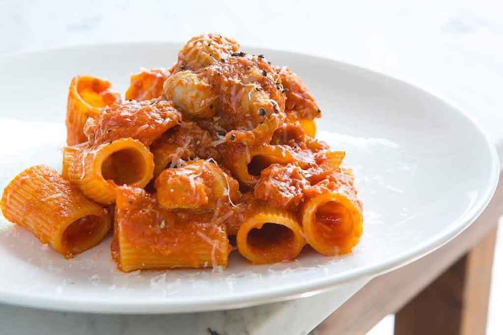 Rigatoni all’amatriciana, ricetta originale e sacre leggi di una pasta unica