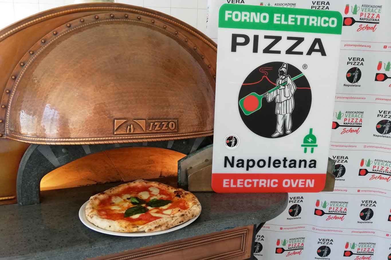 Il forno elettrico per la verace pizza napoletana è una bufala