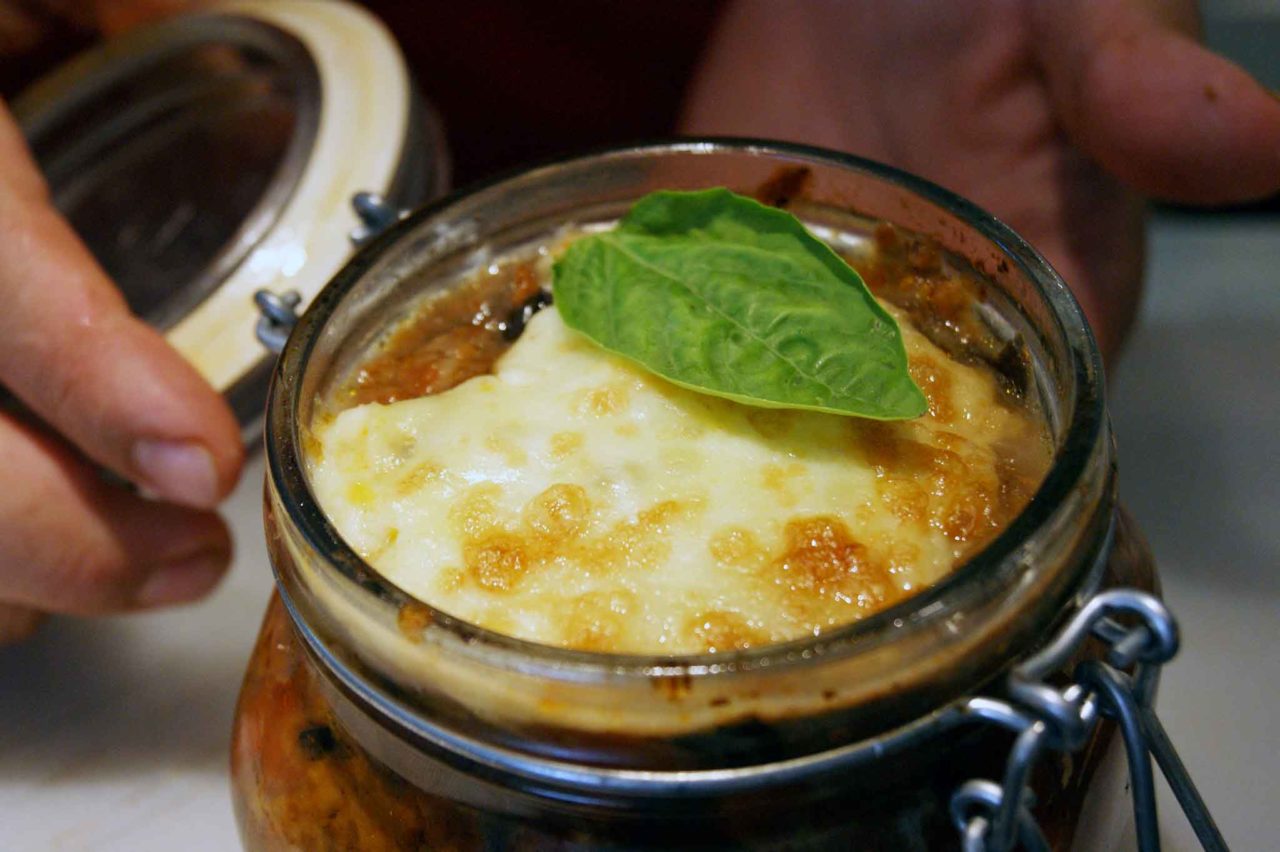 parmigiana di melanzane in barattolo pronta