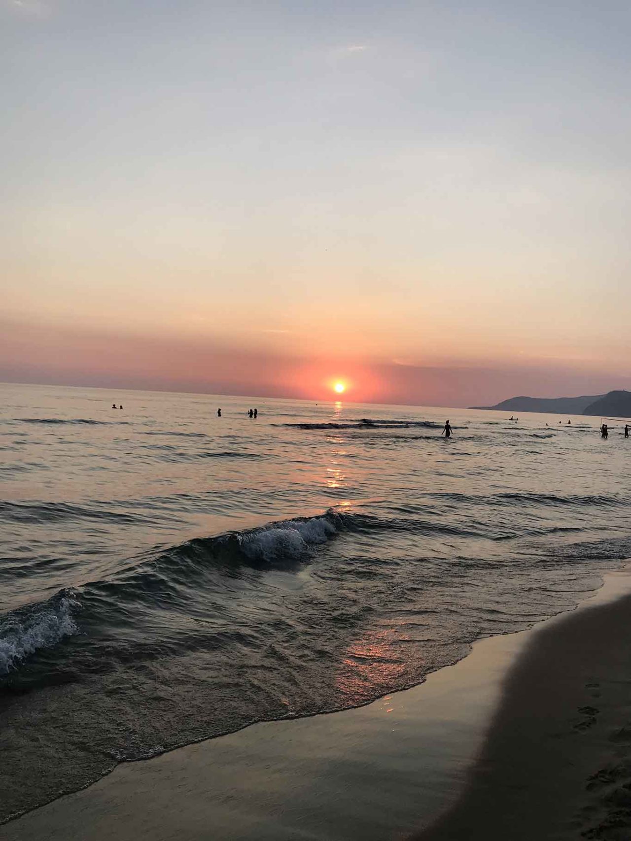 Acciaroli Cilento spiaggia tramonto