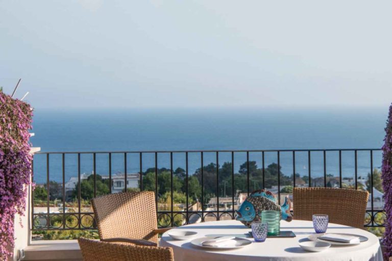 Capri Tiberio Palace. Come si mangia al ristorante di mare sulla Terrazza