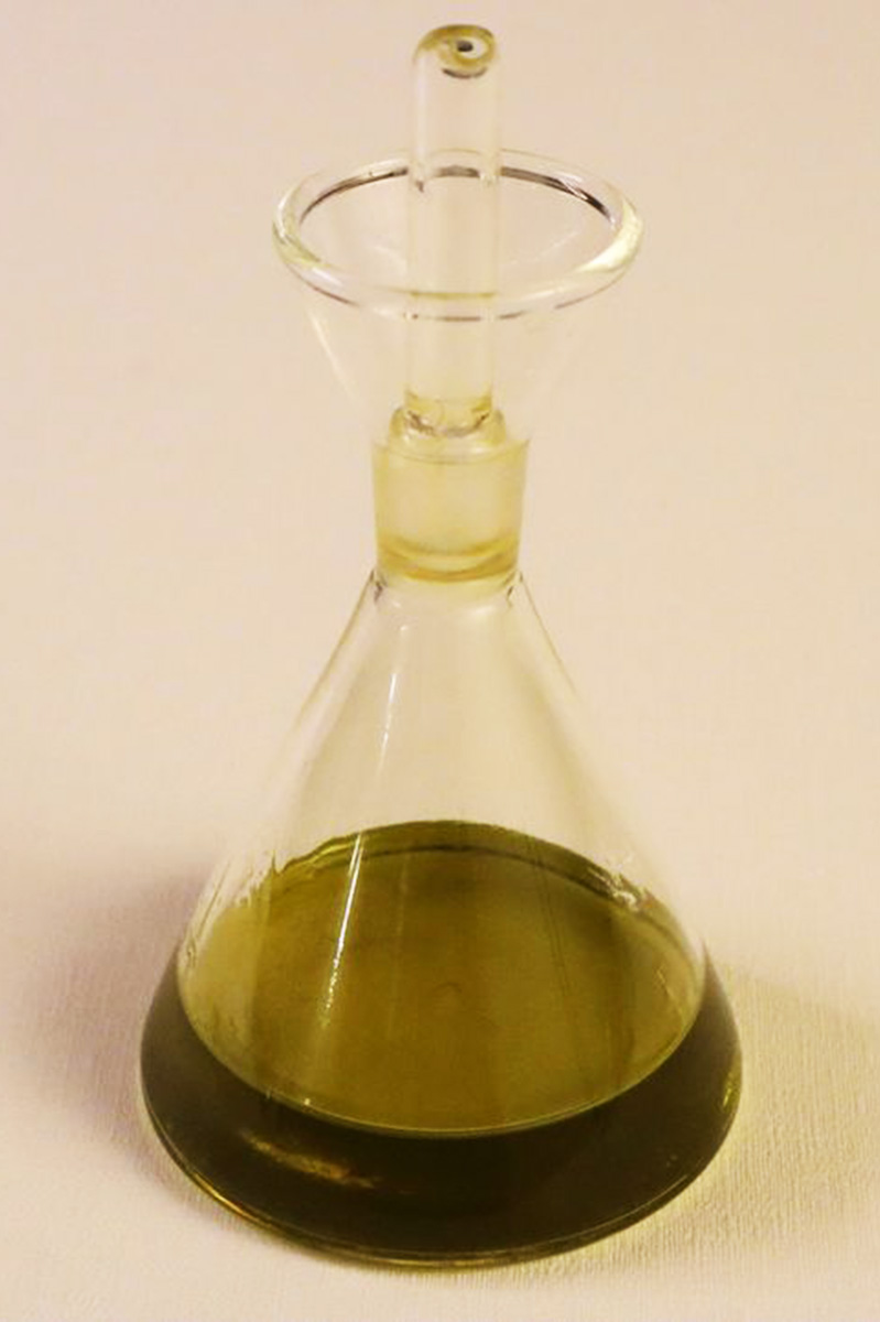 Ampolla doppia di olio piccante: olio extravergine d'oliva