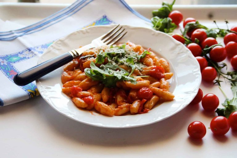 Cavatelli pugliesi con pomodorini, la ricetta tradizionale