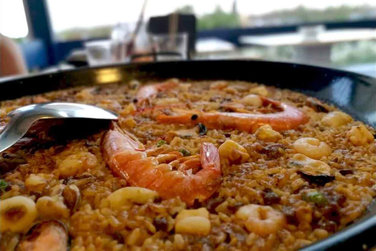 paella de marisco Vela Mayor ristorante di mare Ionio