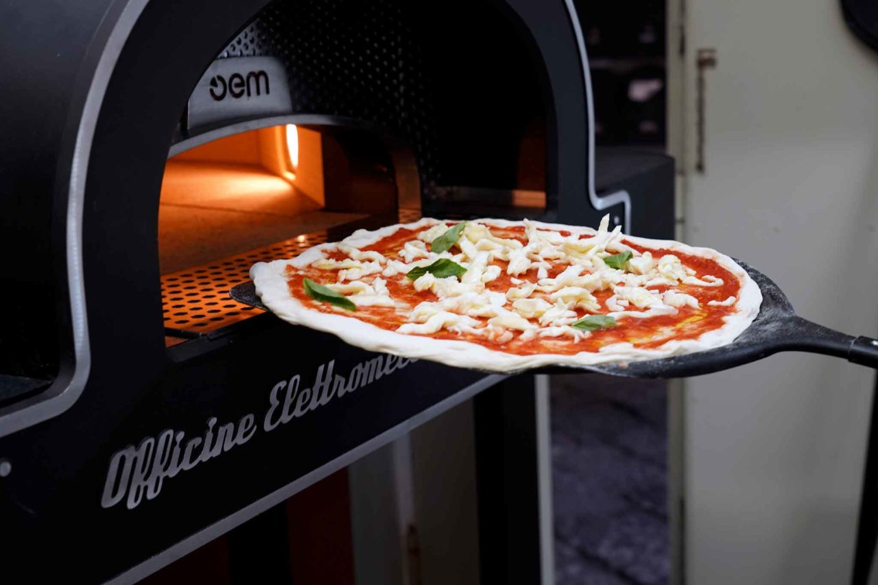 Gina Pizza da asporto margherita forno elettrico Dome