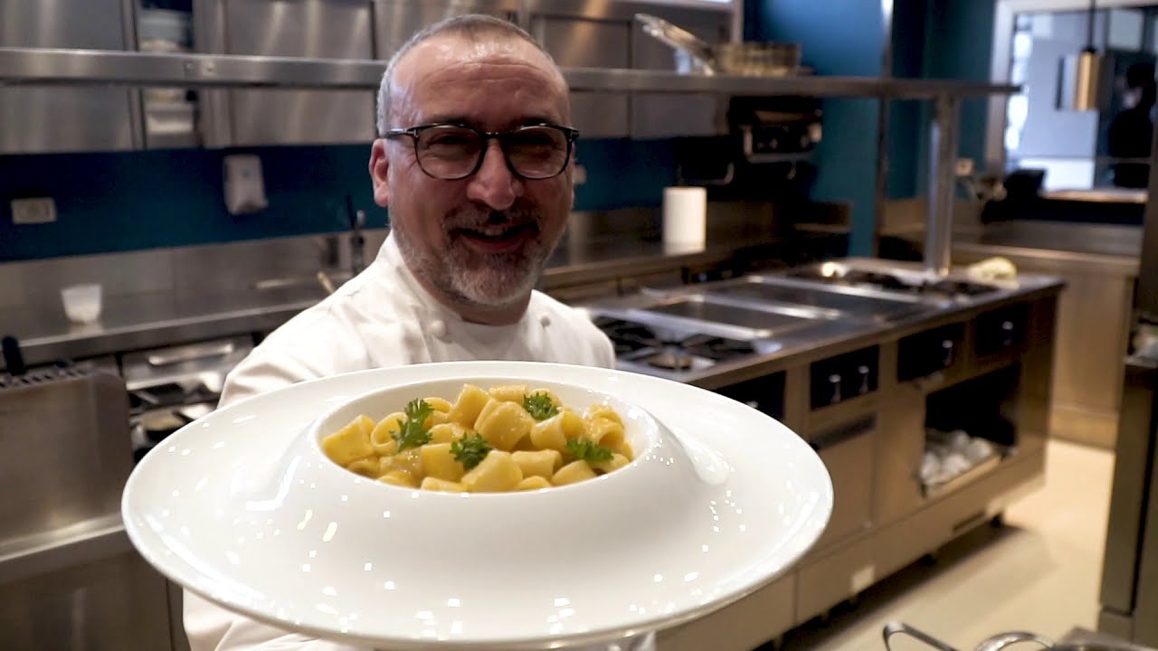 Pasta e zucca: ricetta del primo piatto per un tuffo nella cucina napoletana