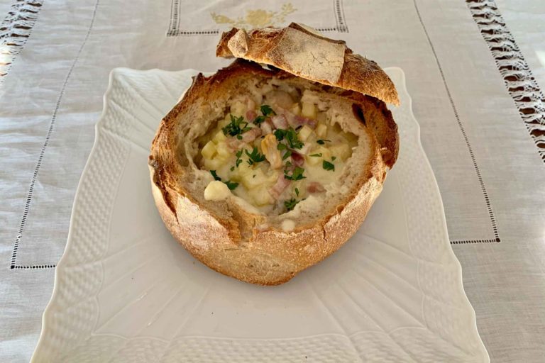 Boston Clam Chowder, ricetta tipica ma insolita per la zuppa di vongole