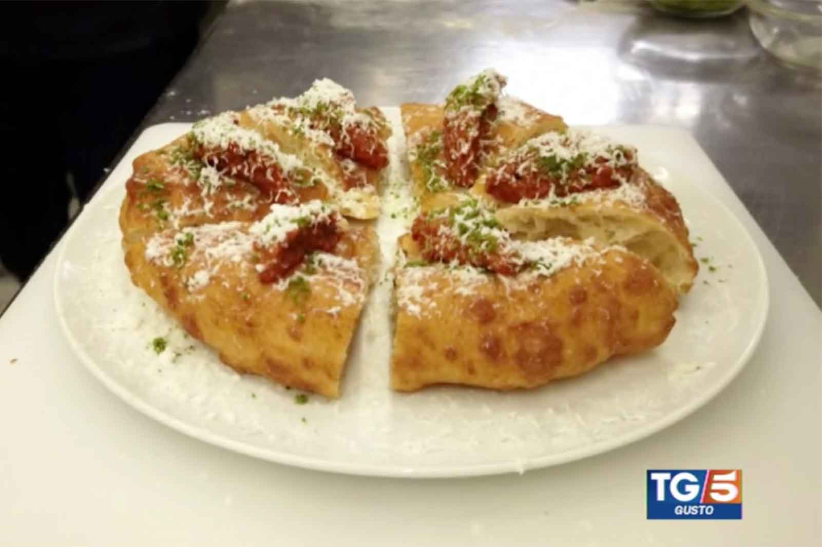 Mozzarella di bufala DOP congelata: Franco Pepe la sdogana sulla pizza