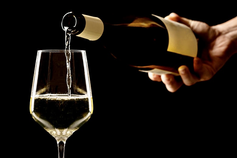 Vino online: 10 siti per comprarlo e averlo a domicilio senza svenarsi