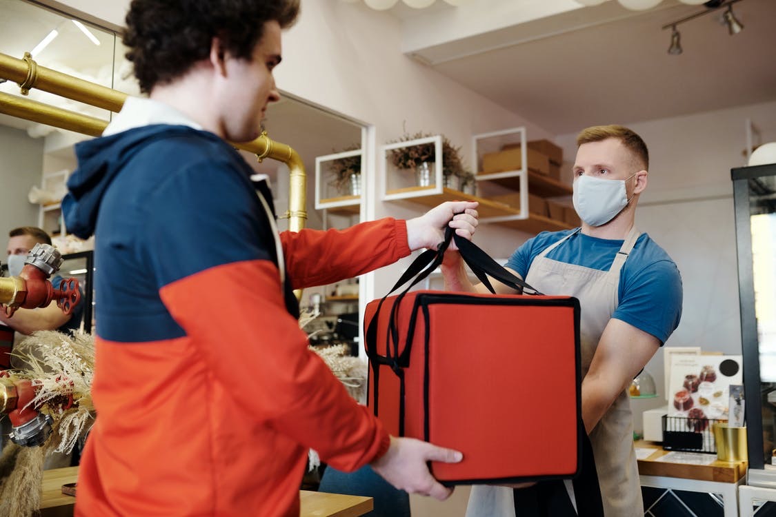 Firenze. Ristoranti contro le piattaforme di delivery: si può, costi alla mano