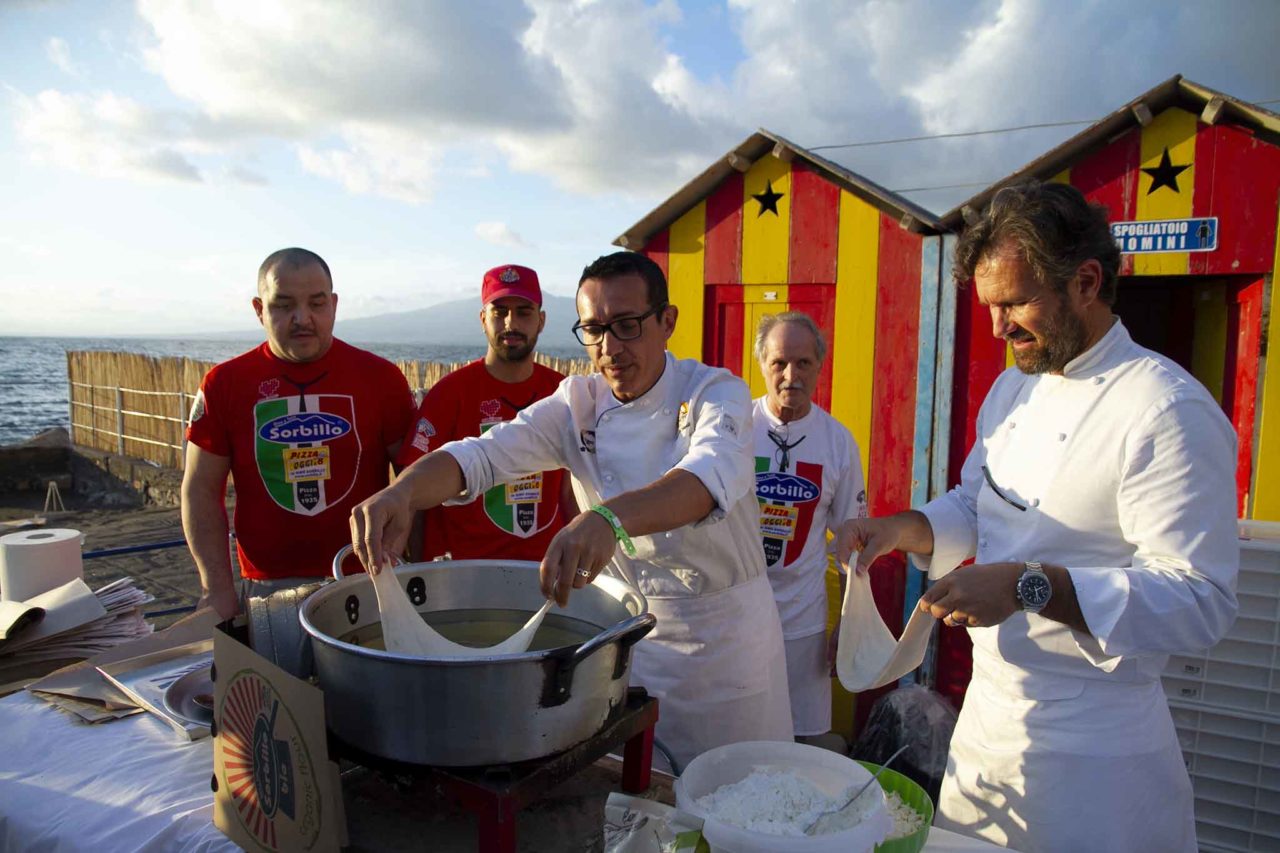 pizza fritta con Gino Sorbillo e Carlo Cracco