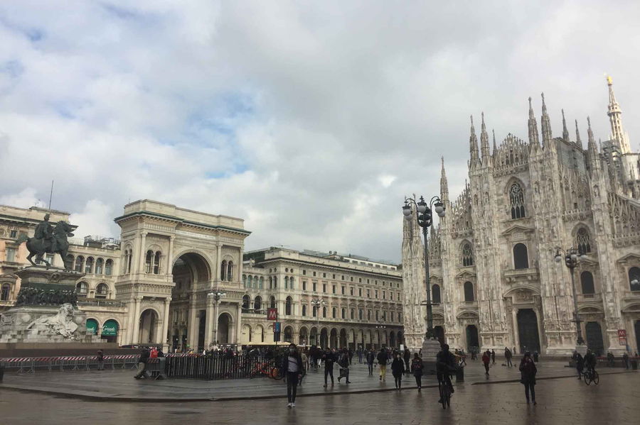 Nuove aperture a Milano: Bartolini e Aliberti, Dal Milanese, Esselunga