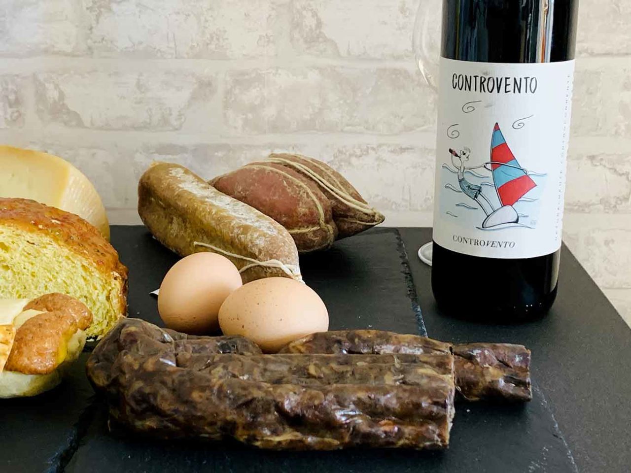 colazione di pasqua con il vino