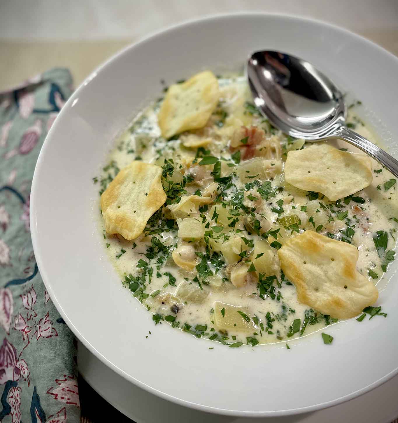 Zuppa di vongole:  ricetta di Max, concorrente di MasterChef