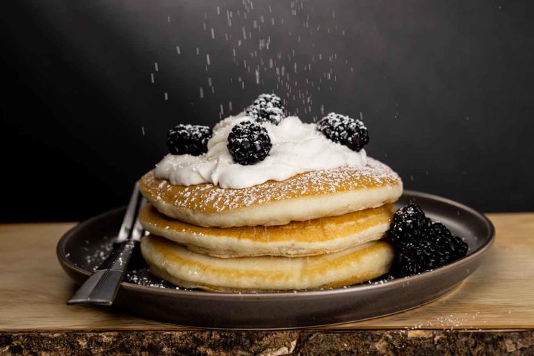 Pancake veloci. Come fare, guarnire e mangiare le frittelle dolci o salate