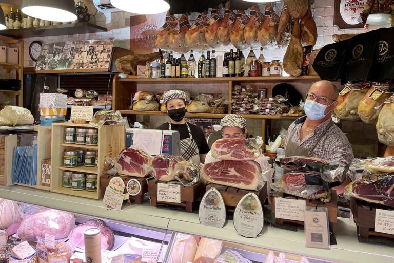 Il Salumaio a Salerno apre la nuova sede e amplia l&#8217;Osteria e la salumeria