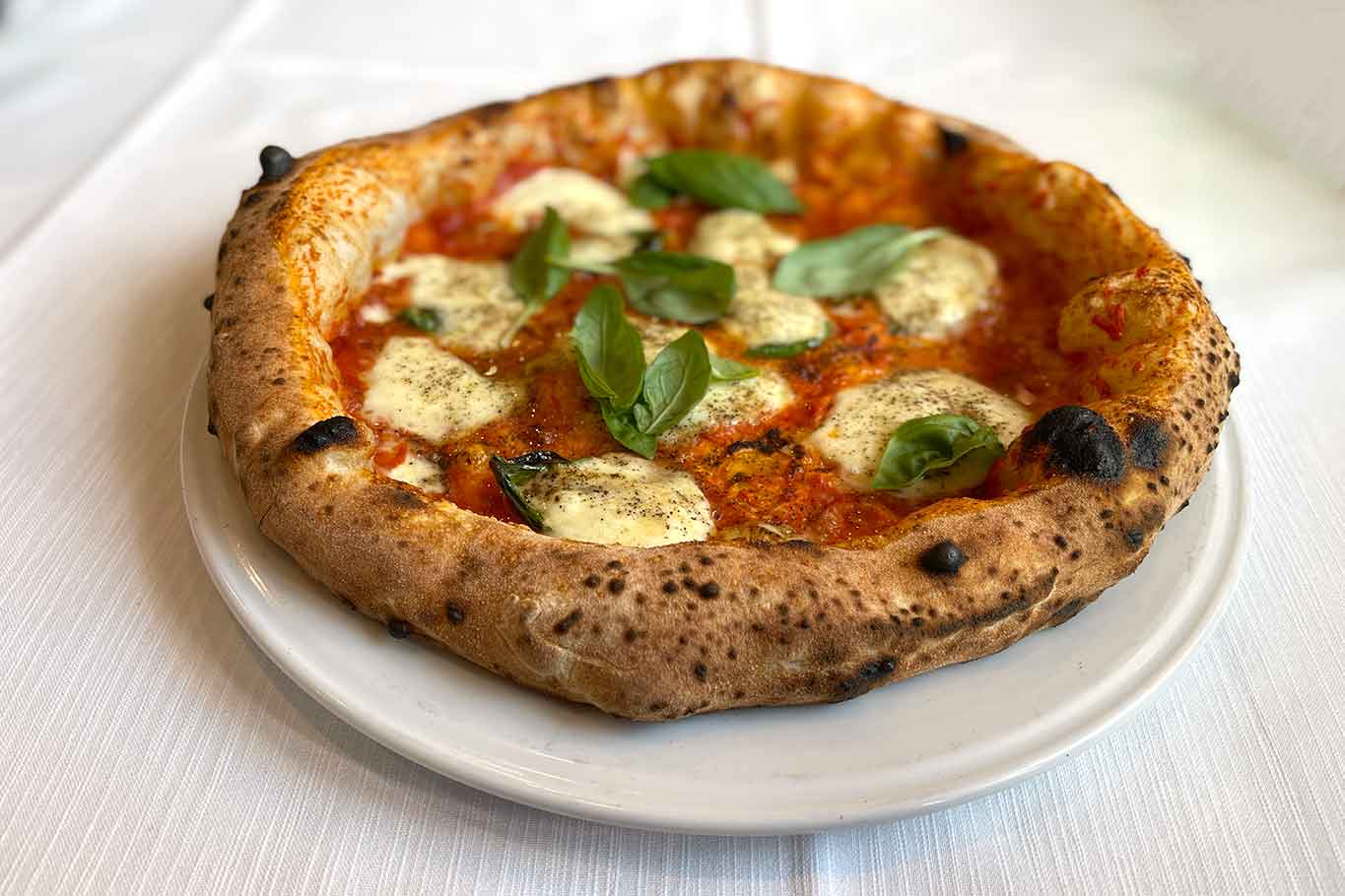 Pizzeria Angelo Pezzella a Roma: sicuri di una grande pizza napoletana