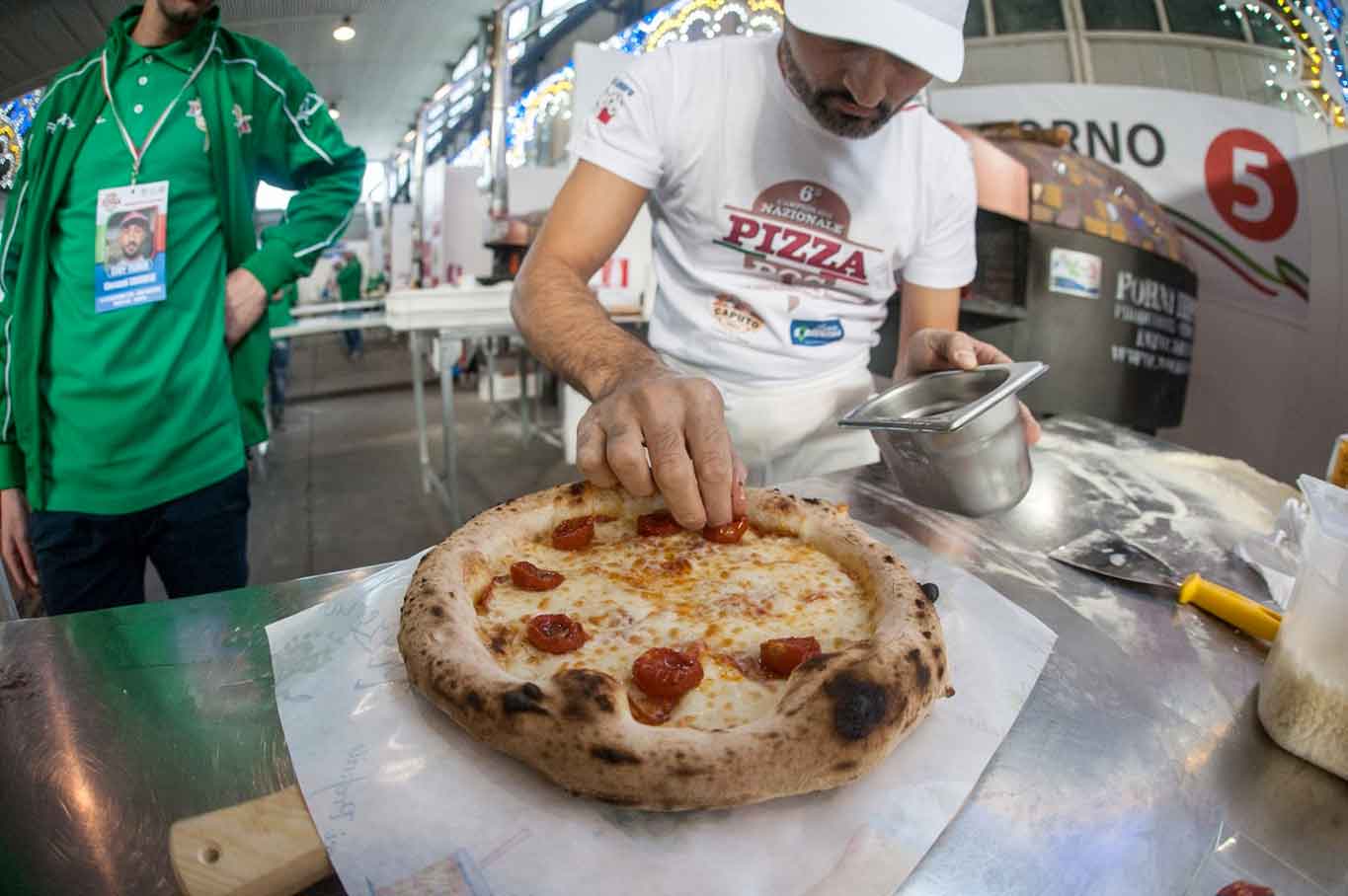 Pizza DOC: 300 pizzaioli in gara al Campionato Nazionale