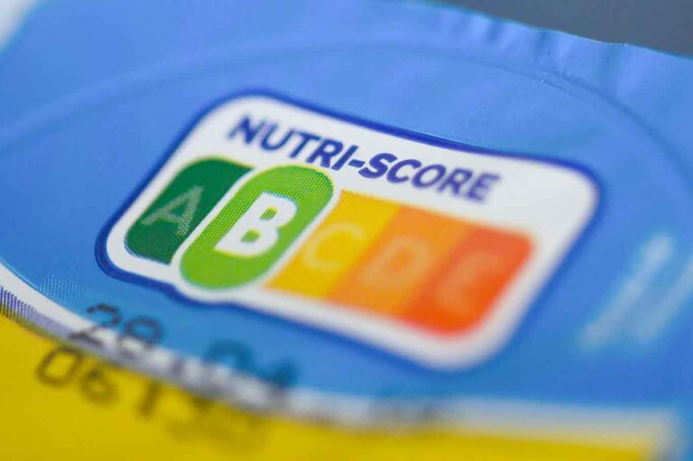 Nutri Score vs Nutrinform. Etichette sul cibo: differenze tra Francia e Italia