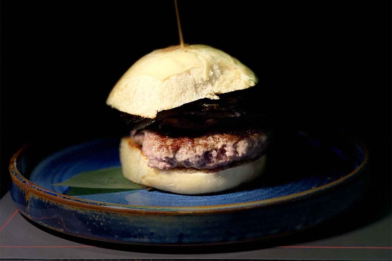 Giappo Burger a Napoli, la paninoteca del Vomero che crede nel bao