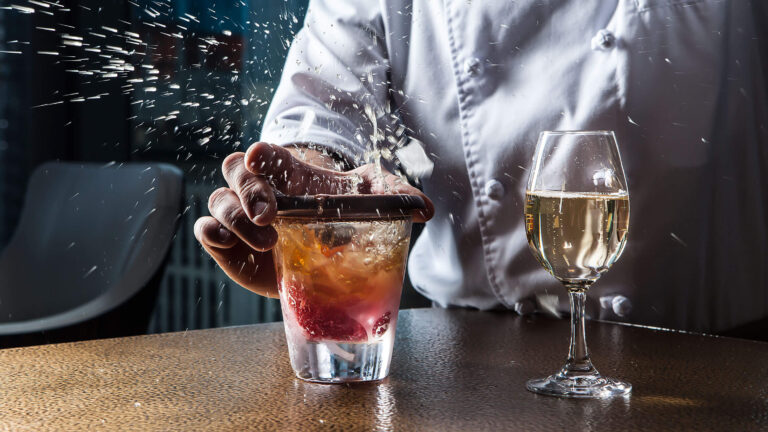 I 10 cocktail più bevuti del mondo con il Negroni, finalmente, al numero 1