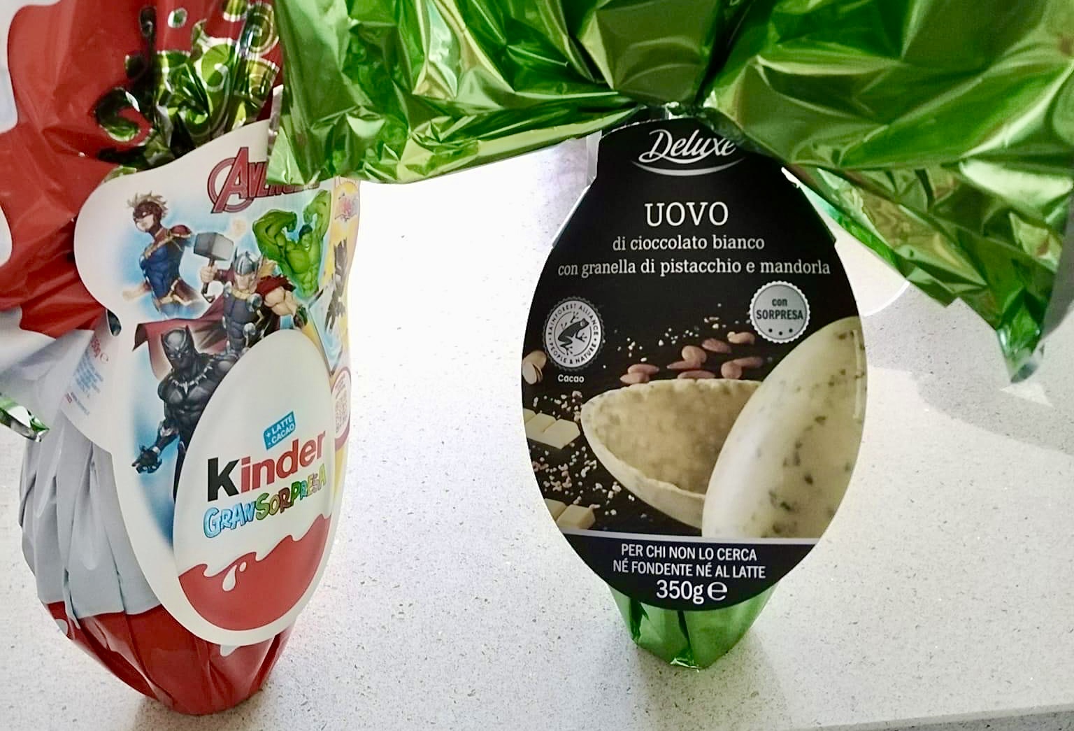 Uovo Lidl Deluxe e Kinder Gran Sorpresa: chi vince la sfida di Pasqua