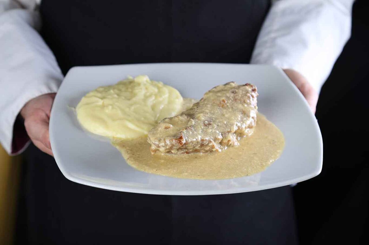 il giambonetto di vitella con purea di patate del ristorante Colline Emiliane a Roma