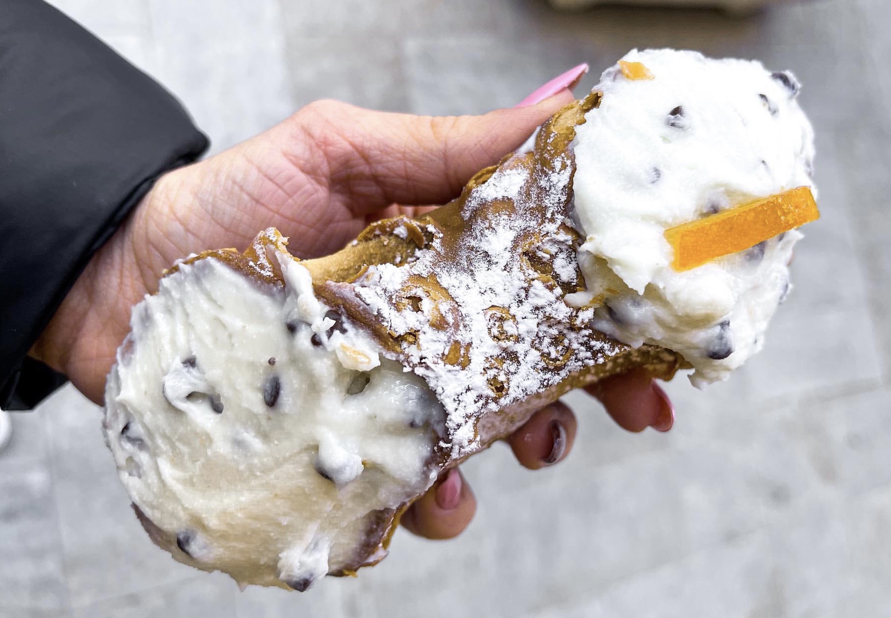 I cannoli di Piana degli Albanesi fatti in casa come all’Extrabar